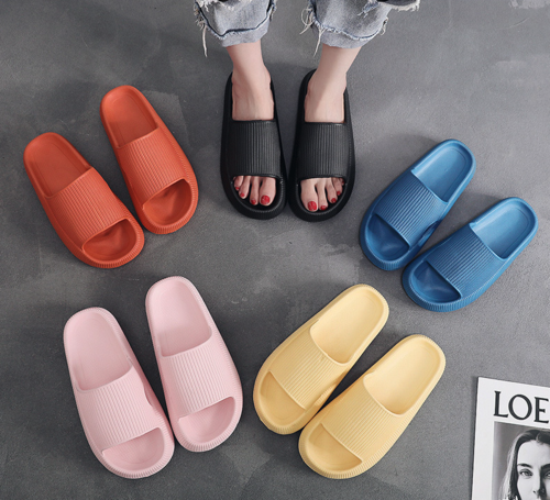 Cozy Pillow Slides Anti-Slip Sandals Ultra Soft Slippers Cloud Home